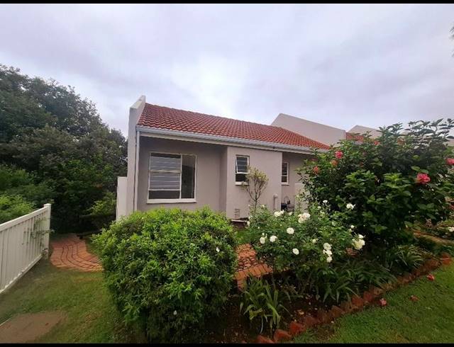 2 BEDROOM APARTMENT FOR SALE IN BRYANSTON